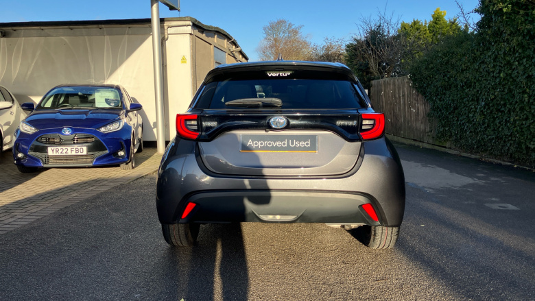 Toyota Yaris 1.5 Hybrid Design 5dr CVT Hybrid Hatchback